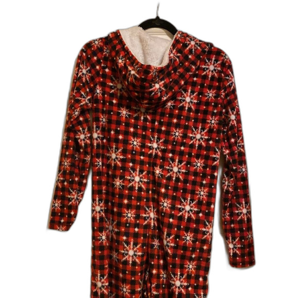 POOF Brand Women’s Onesie Fleece Red Black Plaid Snowflakes Size Small Pajamas - Picture 9 of 9